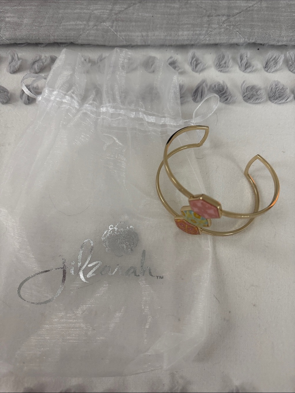 NWOT Jilzarah Cuff Bracelet